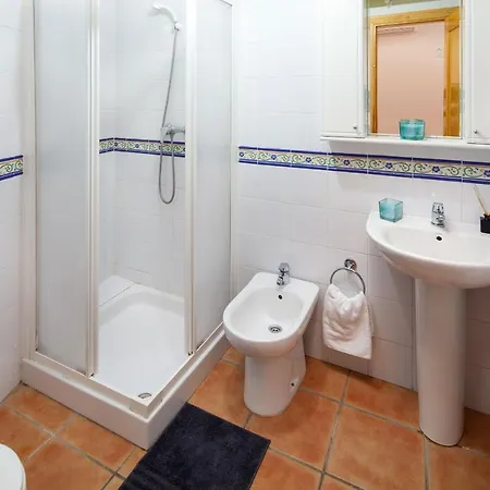 Apartamento 1b En Carihuela Junto A La Playa